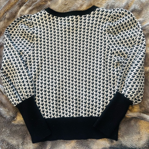 Philosophy Monochrome Houndstooth Knit Top - Picture 7 of 8